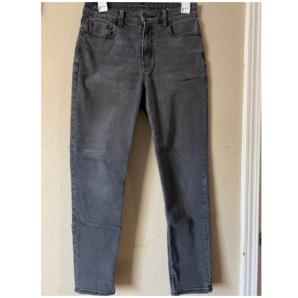 American Eagle Mom Jean Stretch